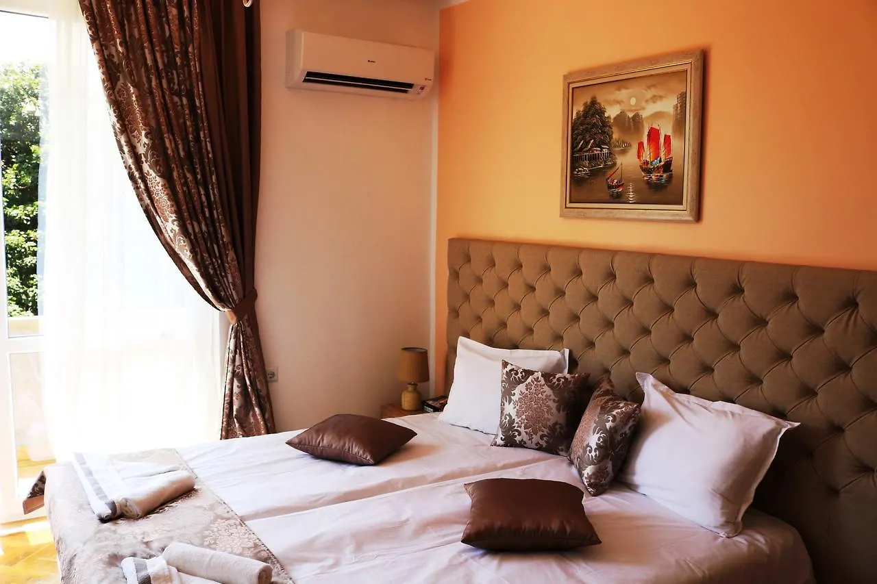 Sea Port Celebrity Apartment - Lets4Holiday Varna 0*,  Bulgaria